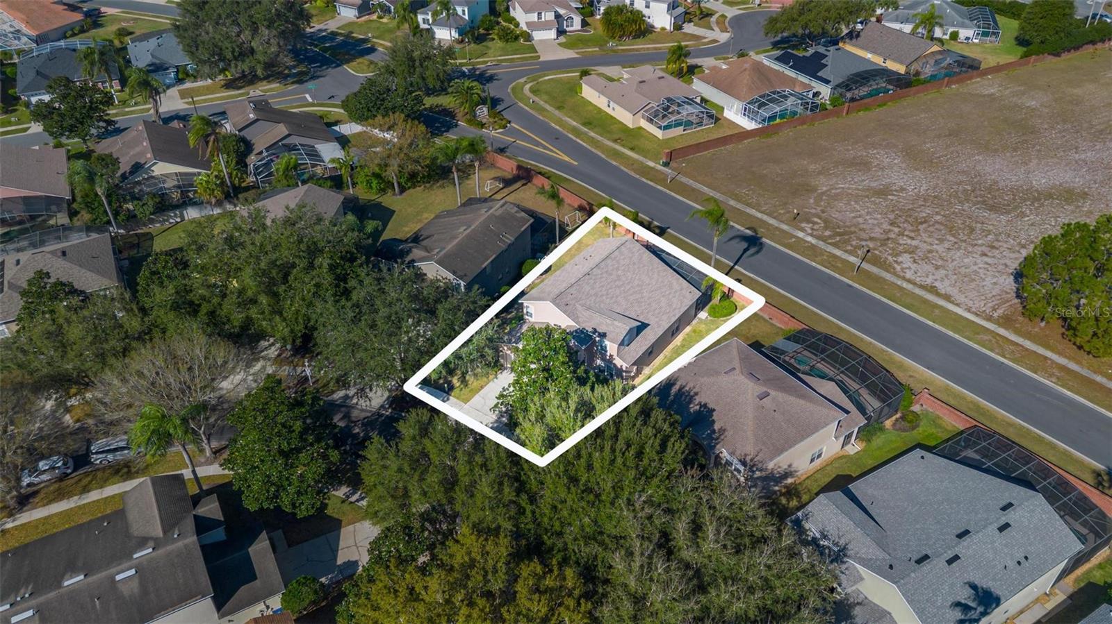 8019 ACADIA ESTATES CT