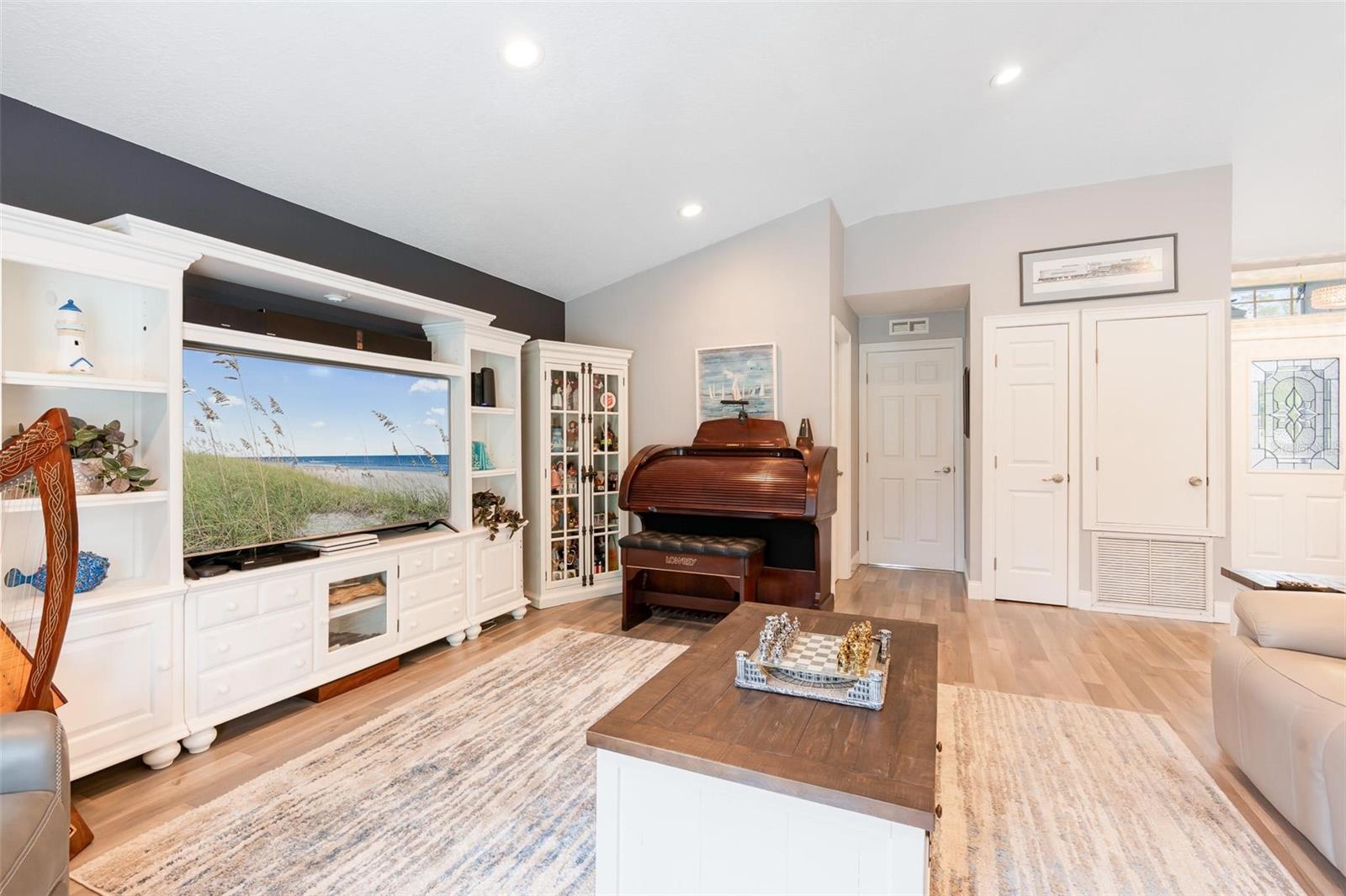 14611 GREEN VALLEY BLVD