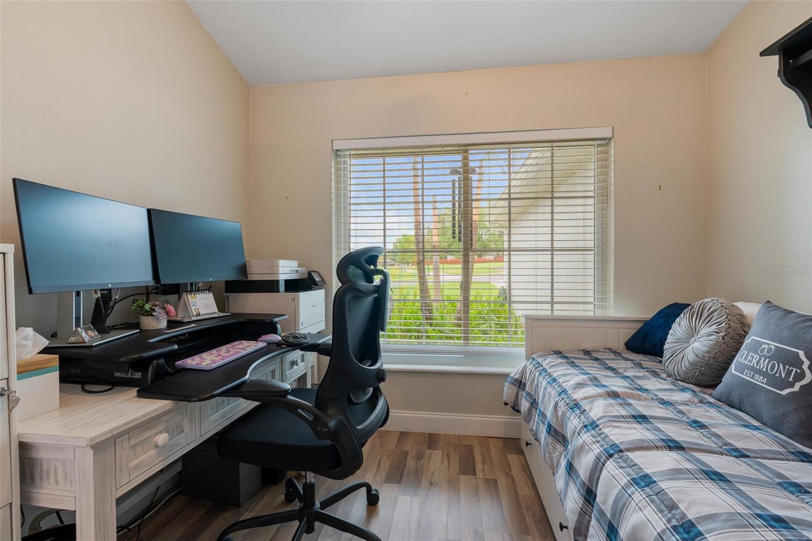 14611 GREEN VALLEY BLVD