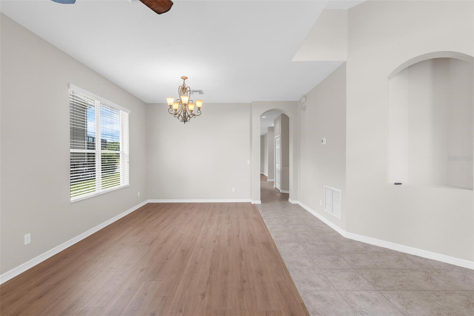 456 SILVERDALE AVE