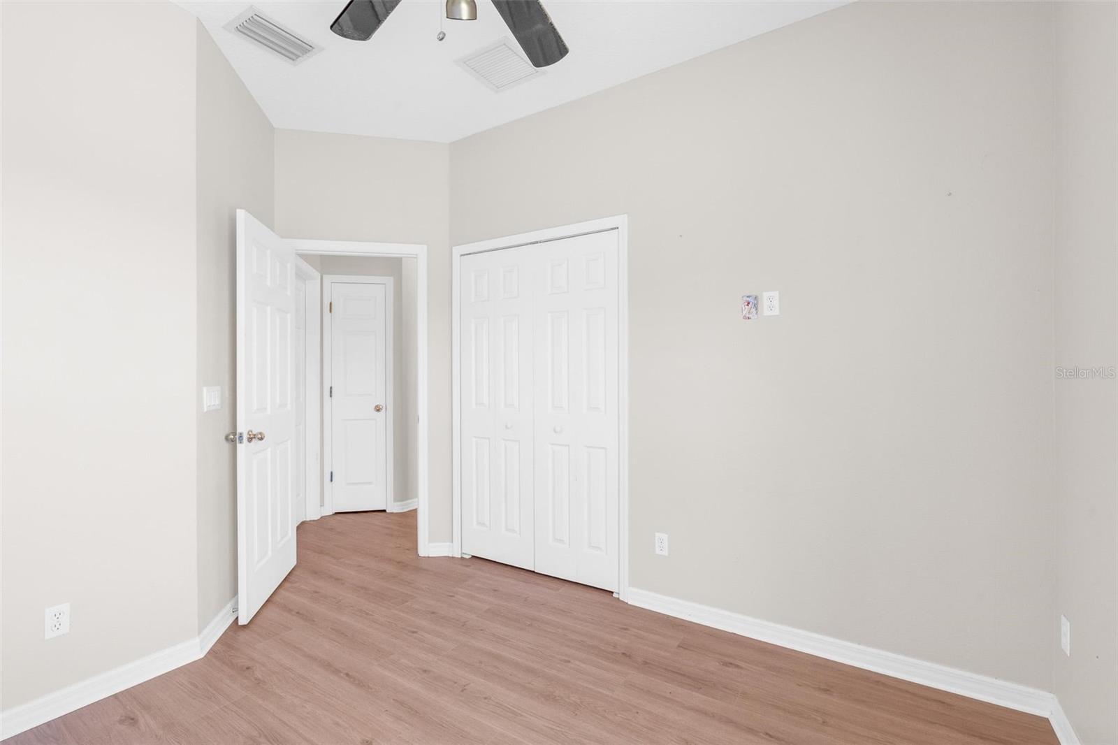 456 SILVERDALE AVE