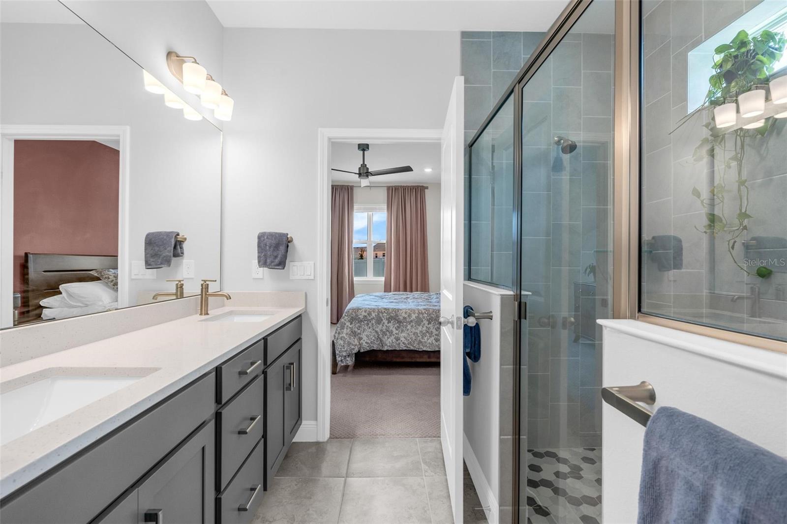 2019 SUNSHINE PEAK DR