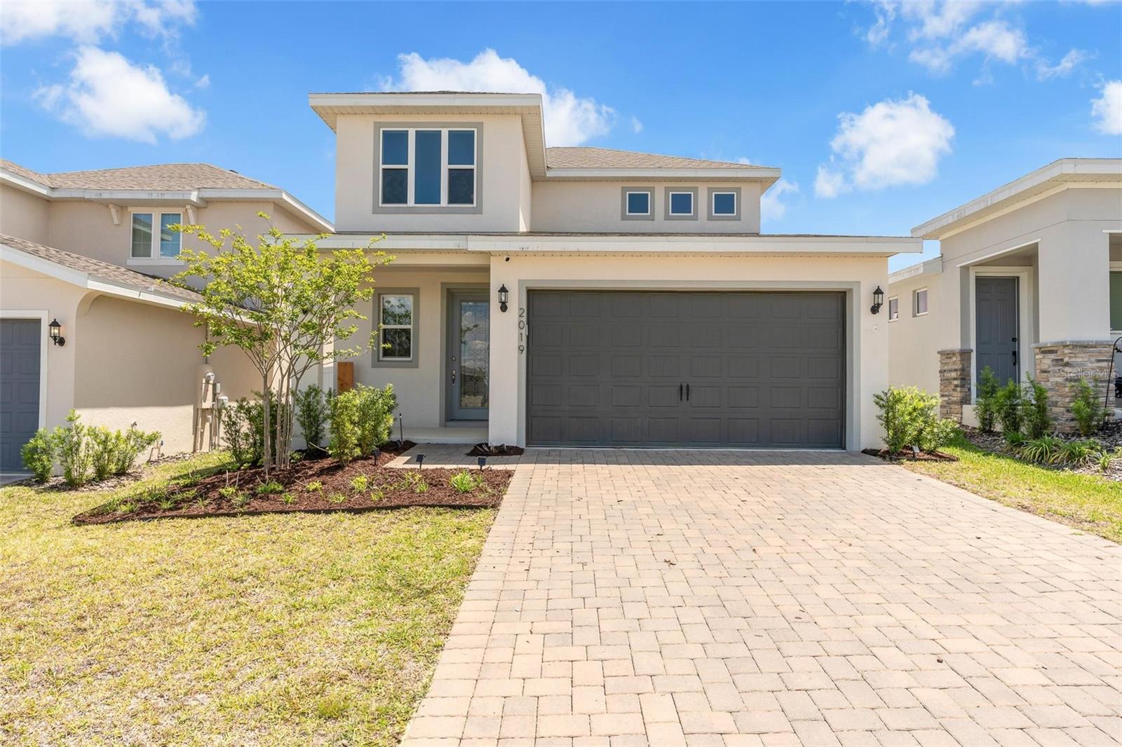 2019 SUNSHINE PEAK DR