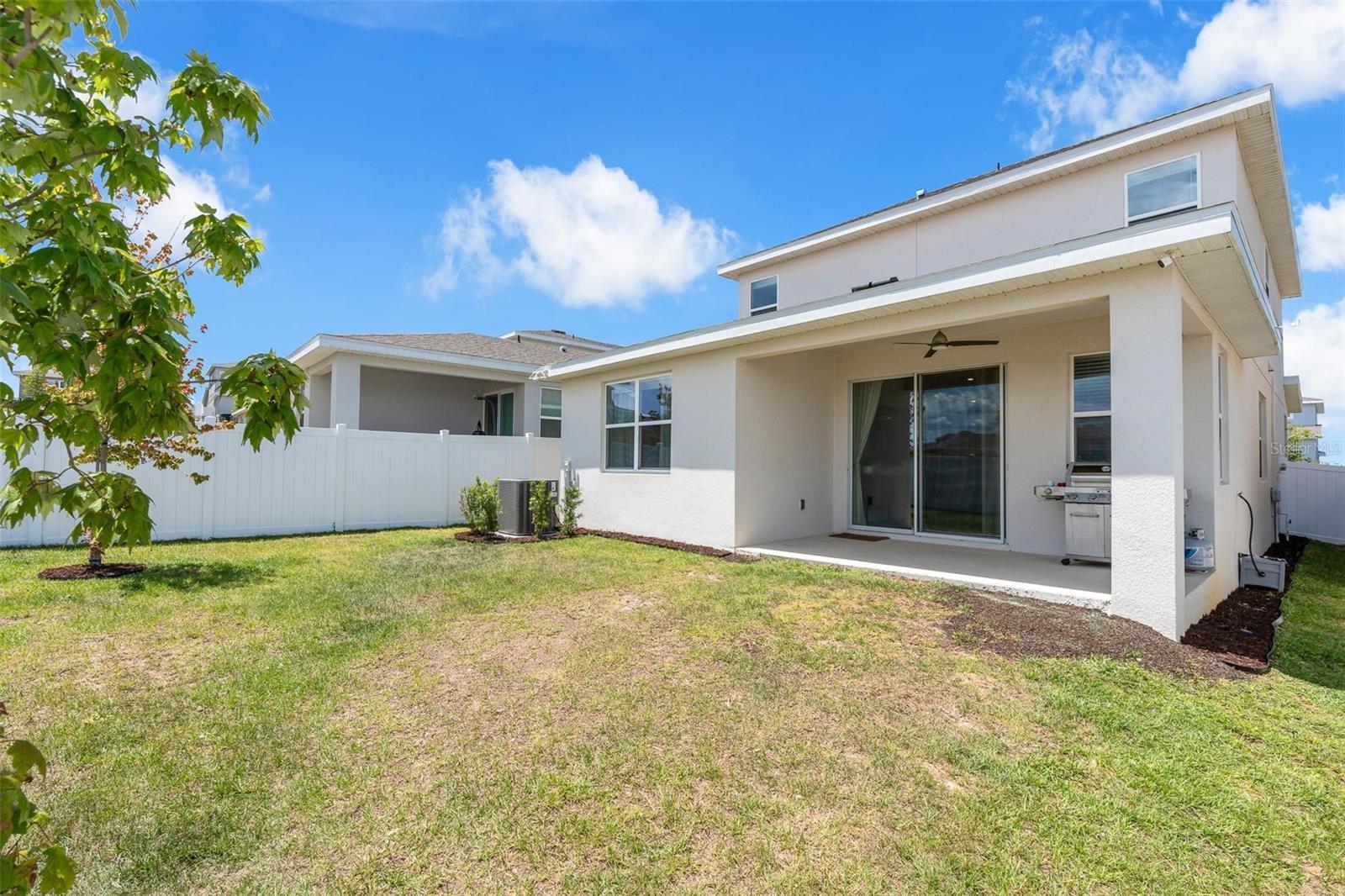 2019 SUNSHINE PEAK DR