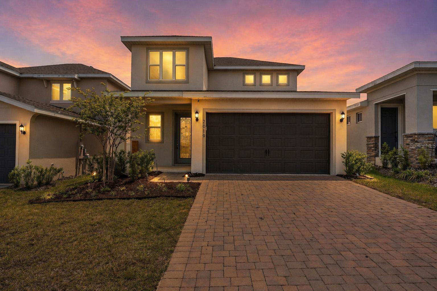 2019 SUNSHINE PEAK DR