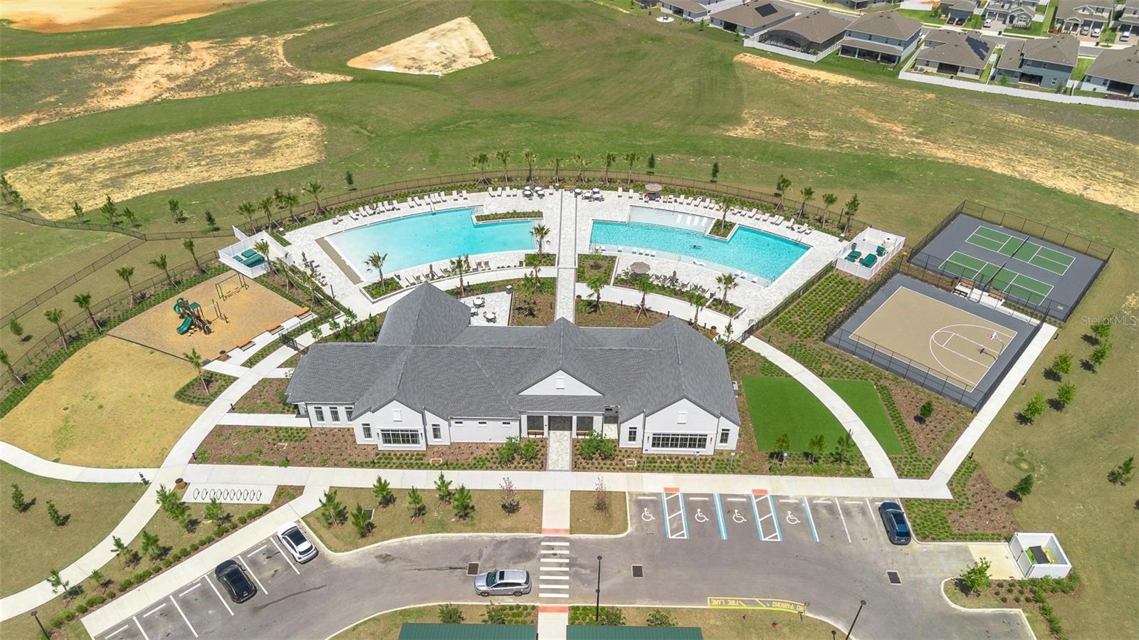 2019 SUNSHINE PEAK DR