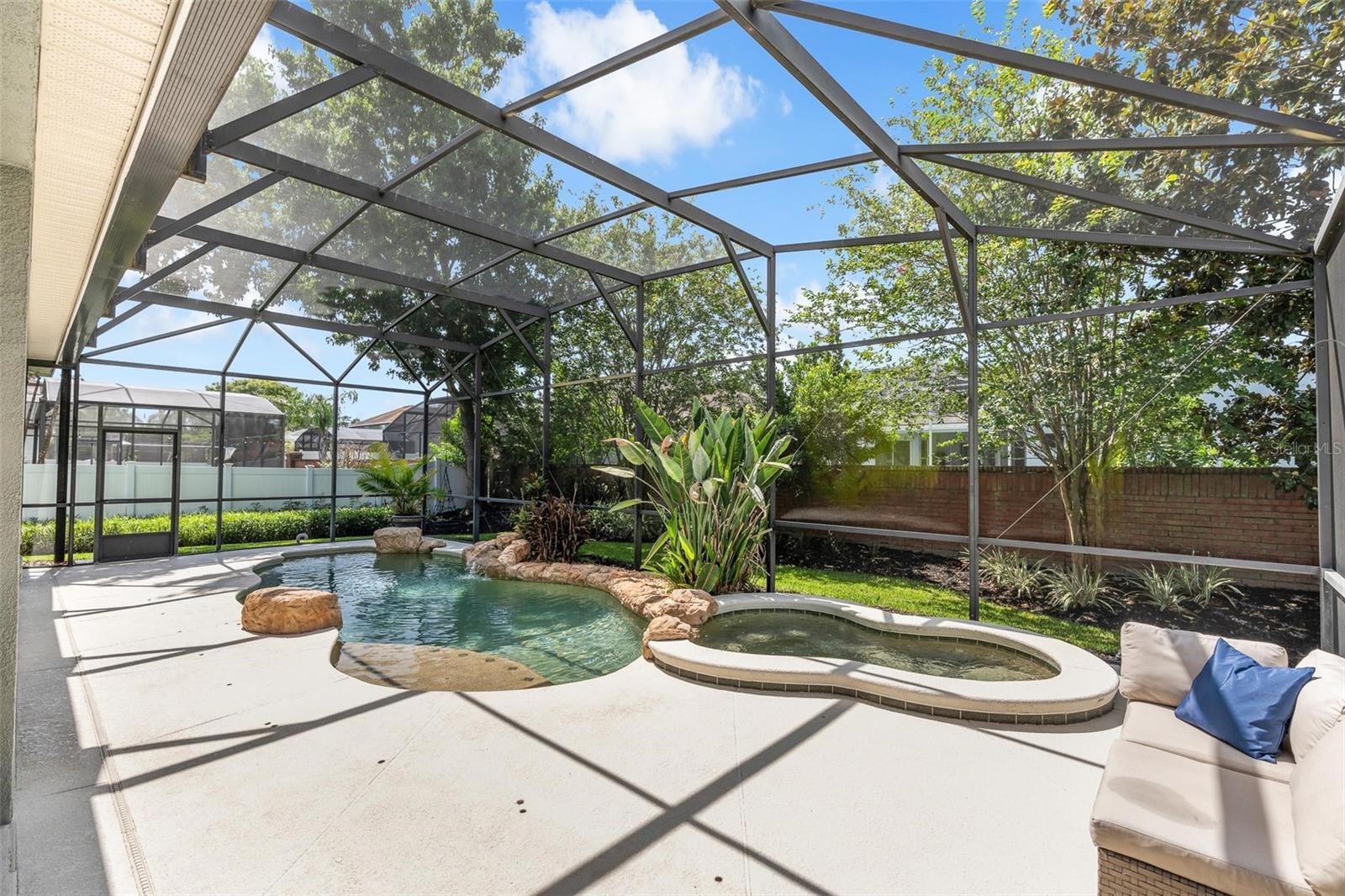644 CHESTER PINES CT