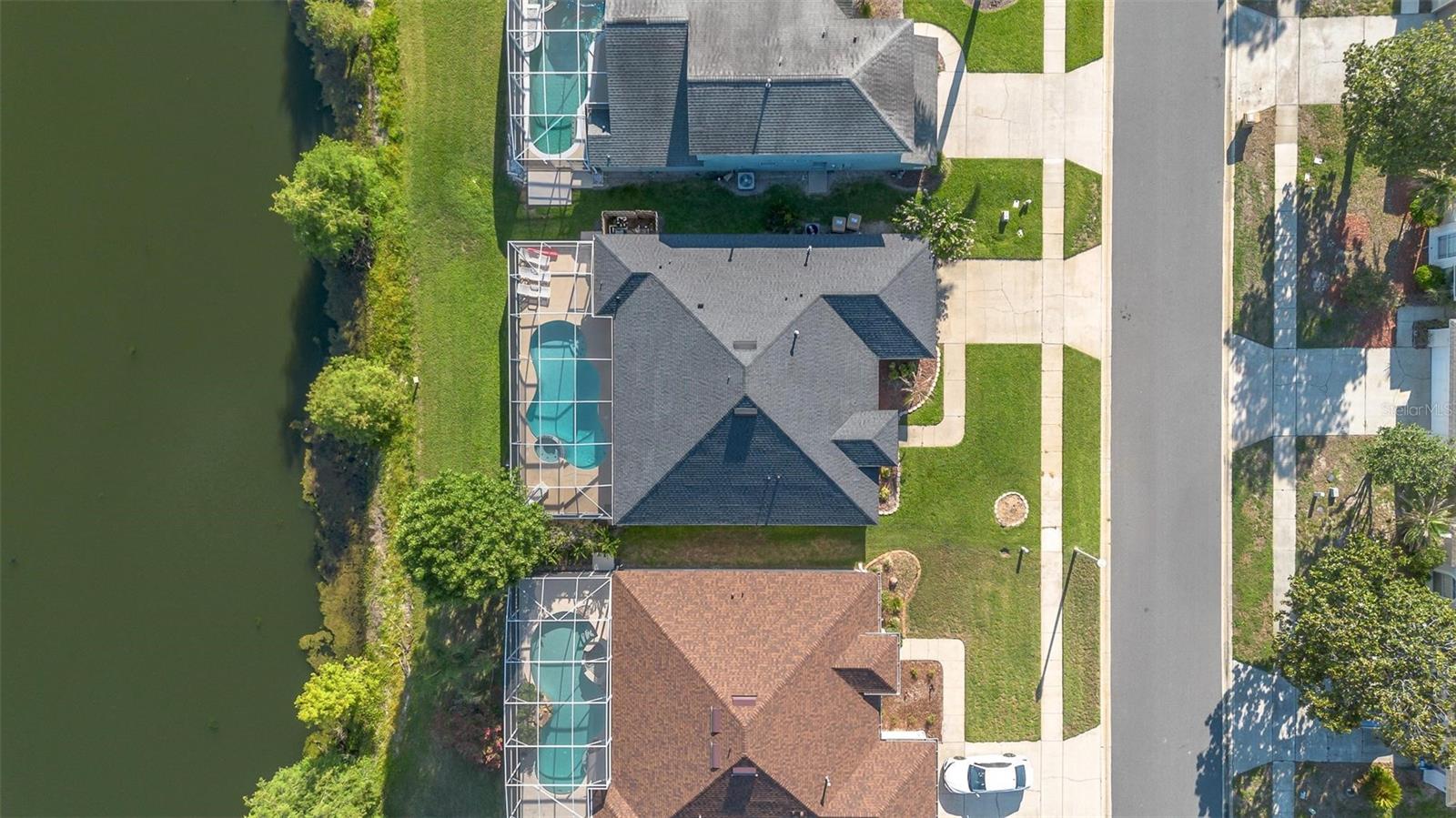 8060 WHITE CRANE CT