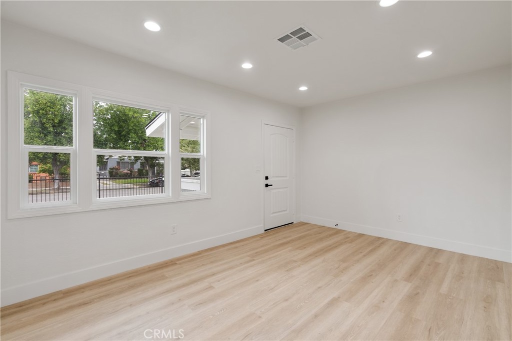 1314 N Rialto Avenue