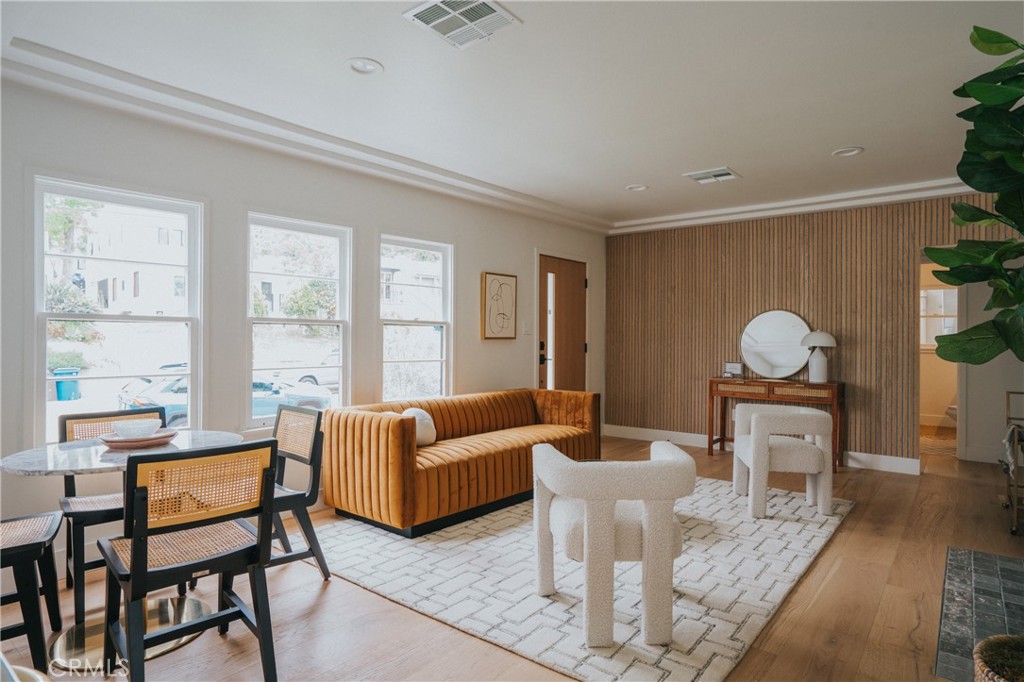 806 N Avenue 63