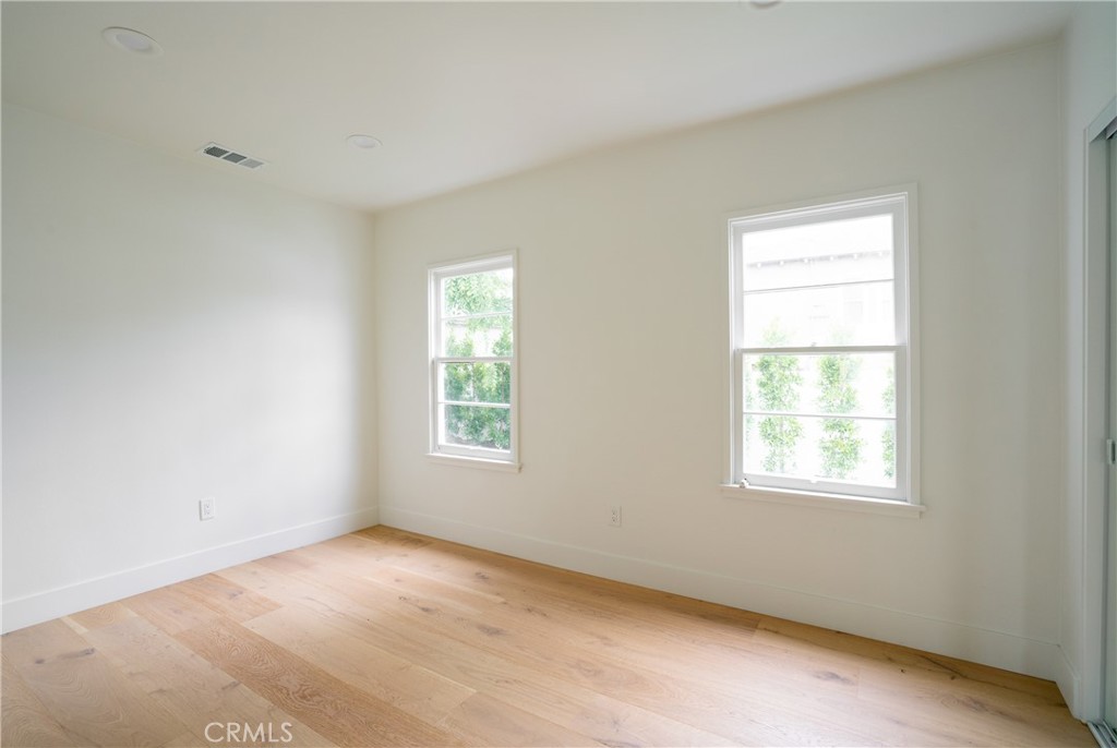 806 N Avenue 63