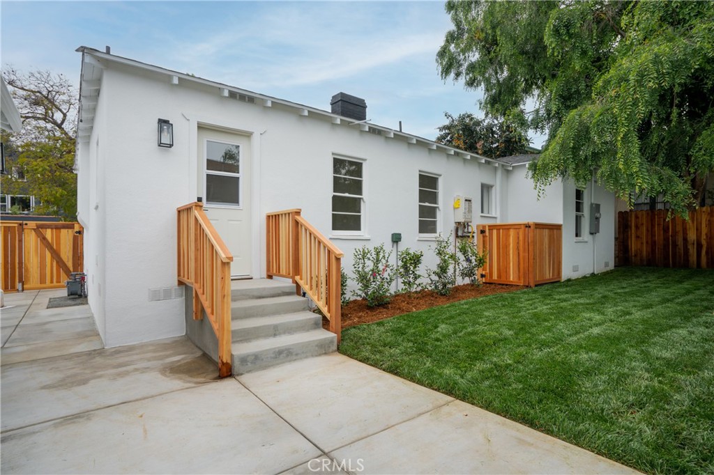 806 N Avenue 63