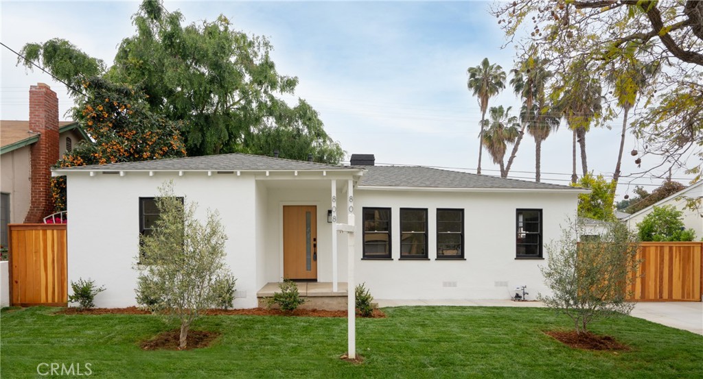 806 N Avenue 63