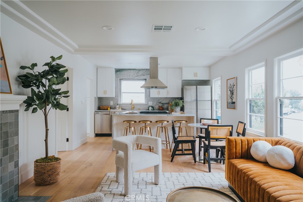 806 N Avenue 63