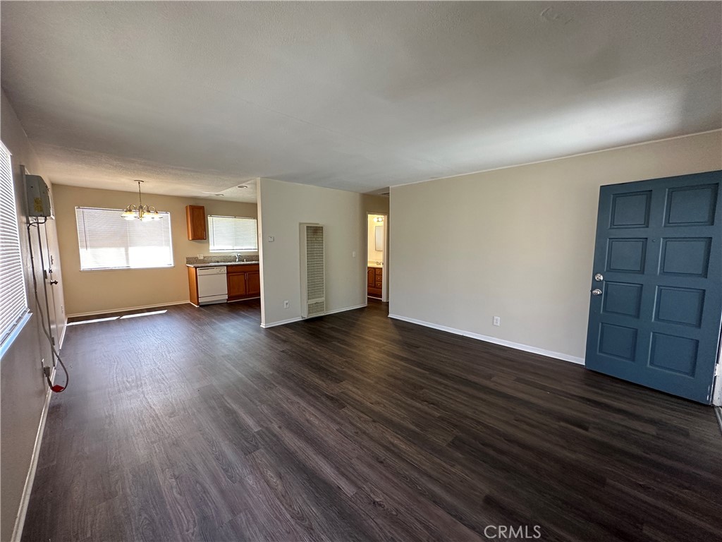 43314 27th Street W