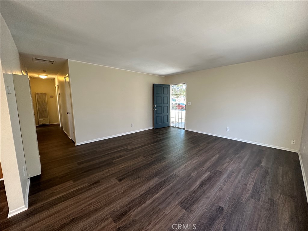 43314 27th Street W