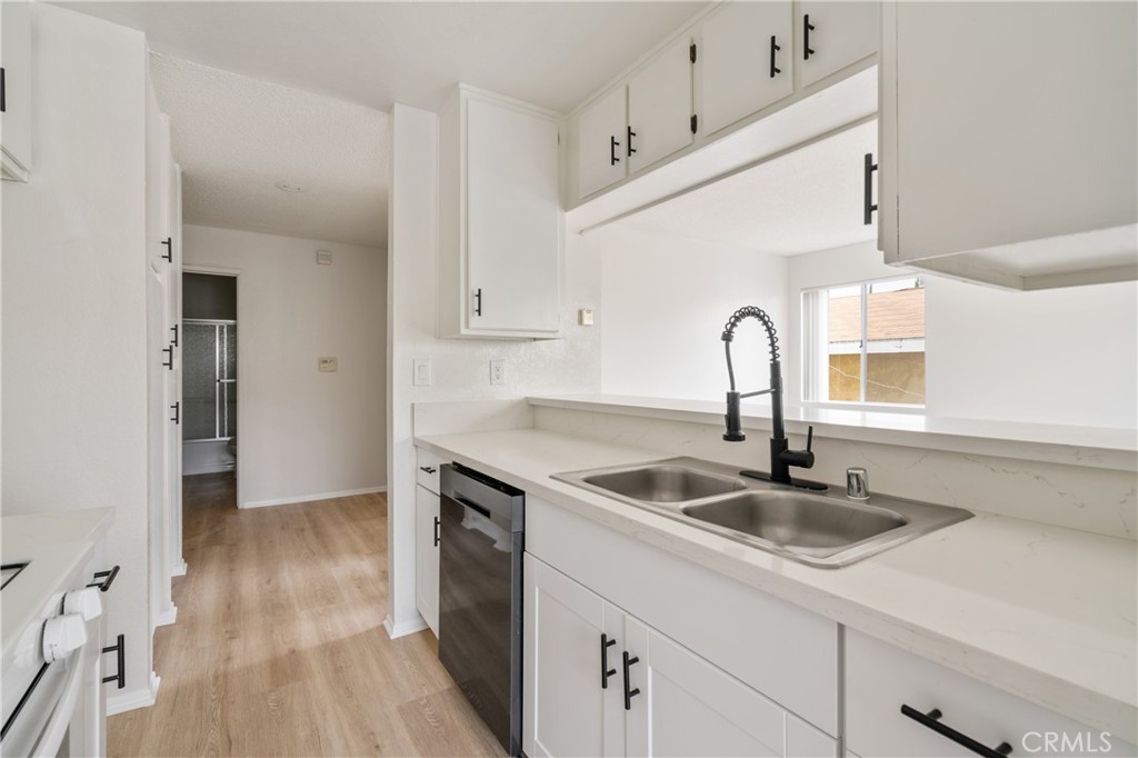 25424 Normandie Avenue