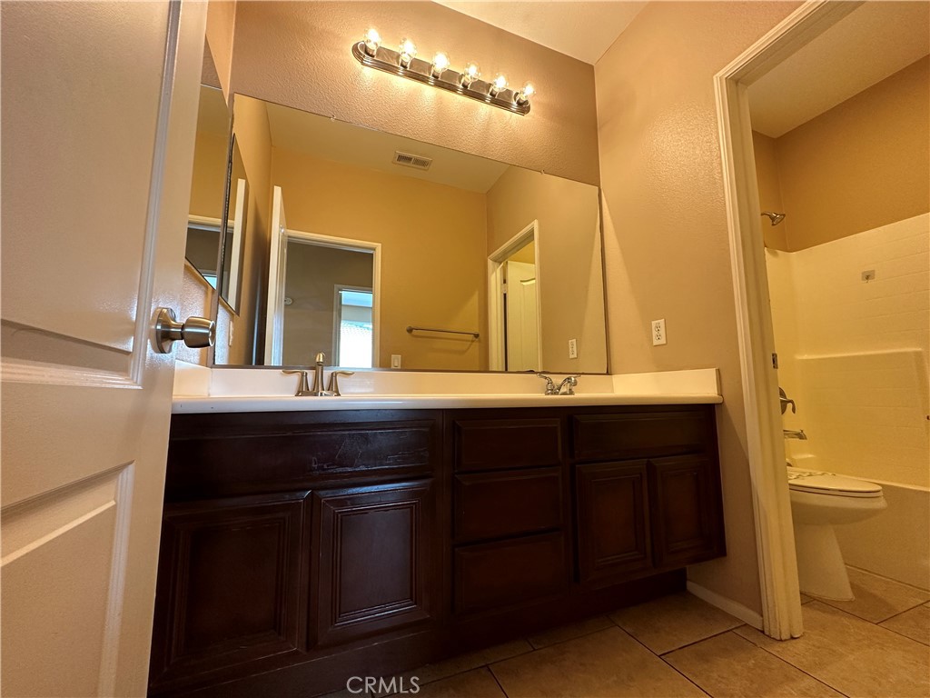 24534 Dunlavy Court