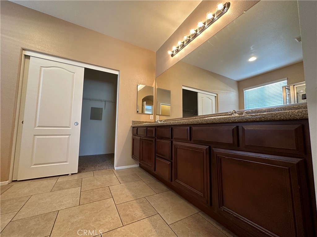 24534 Dunlavy Court