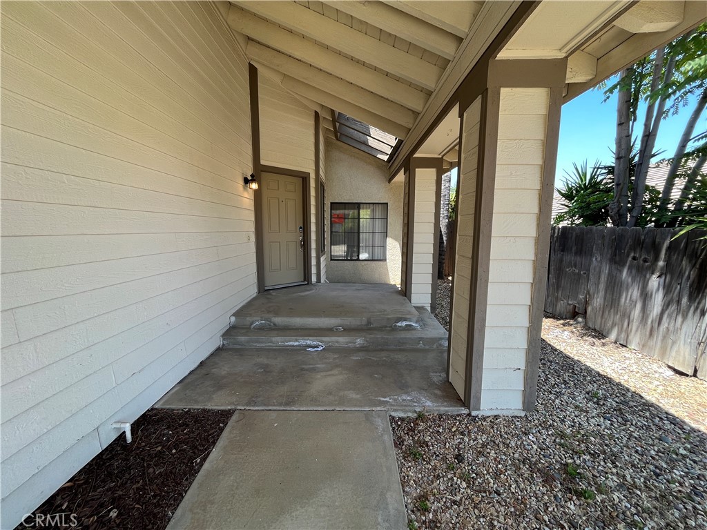 22470 Country Gate Road