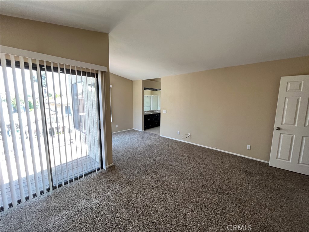 22470 Country Gate Road