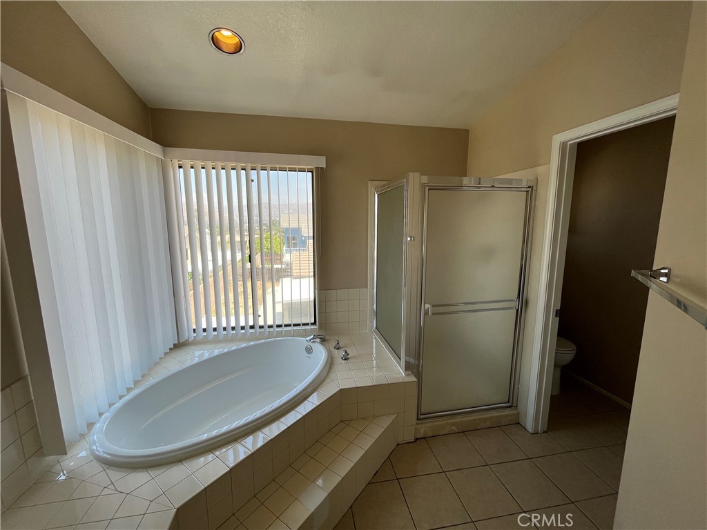 22470 Country Gate Road