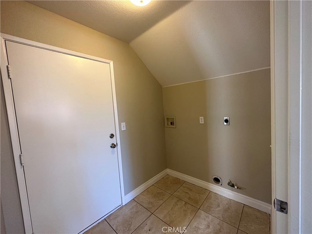 13658 Glenmere Way