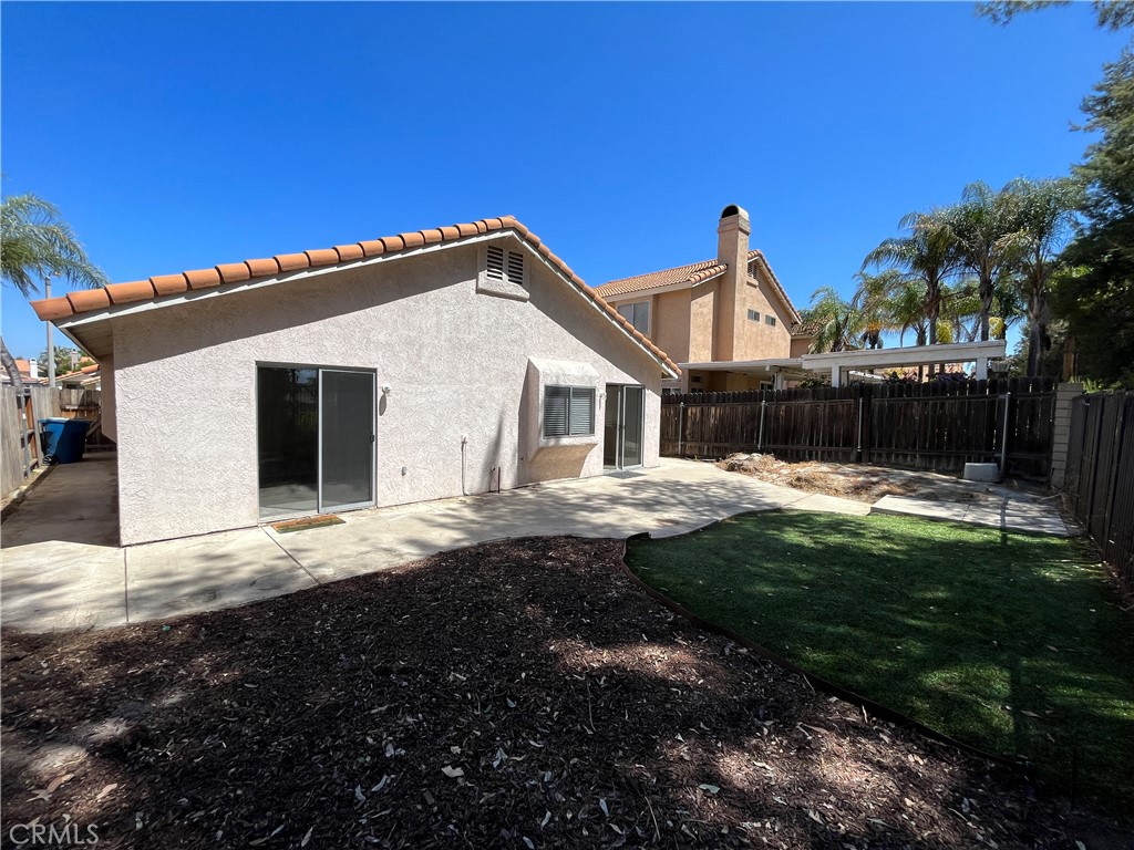 39750 Knollridge Drive