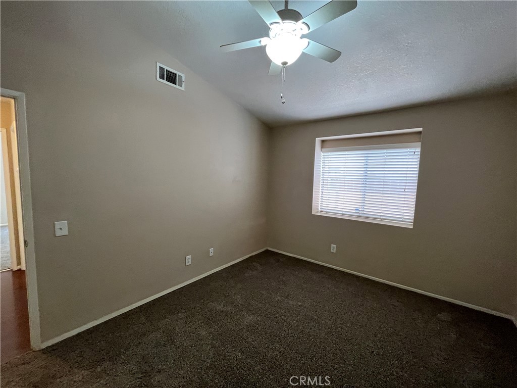 39750 Knollridge Drive