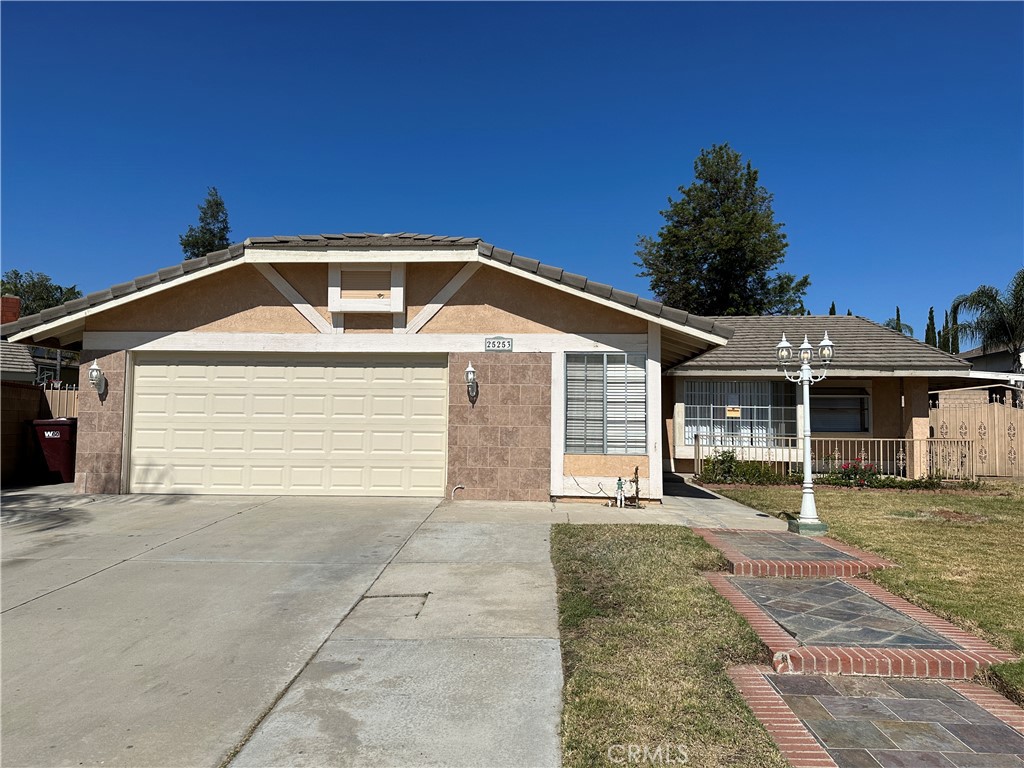 25253 Minnetonka Court