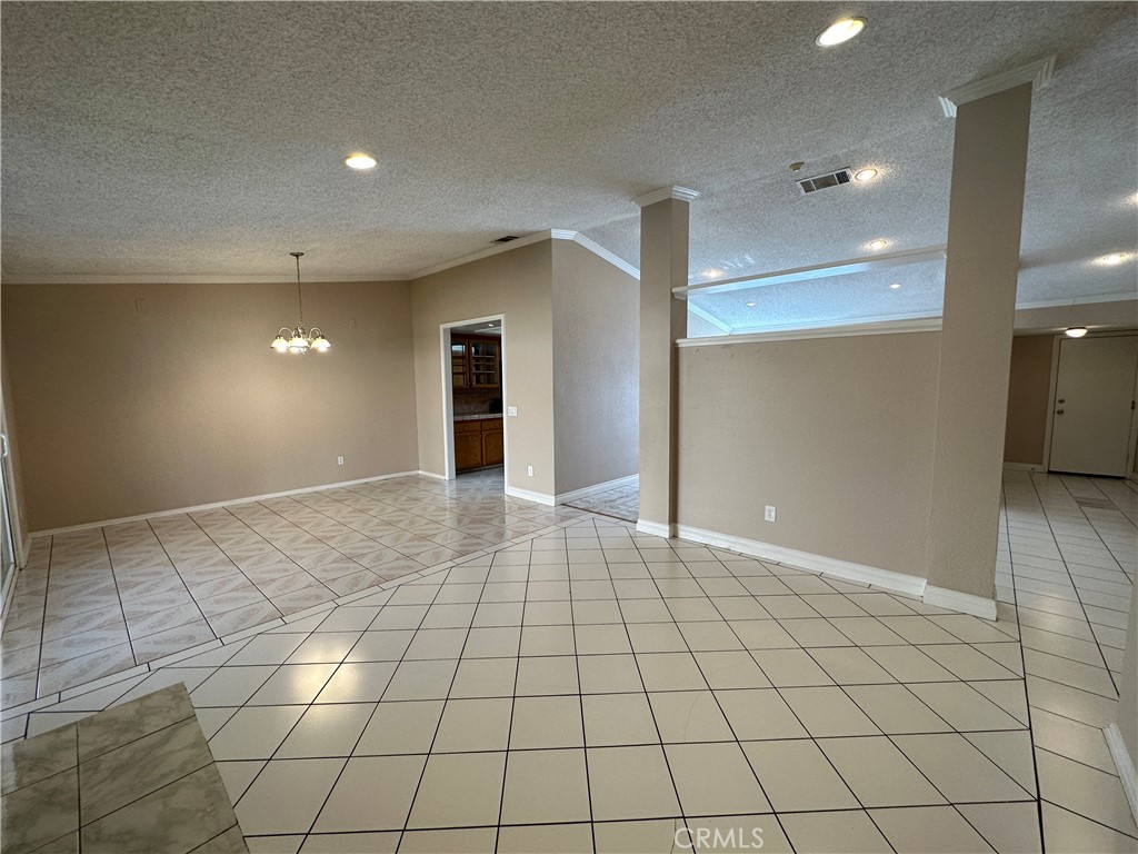 25253 Minnetonka Court