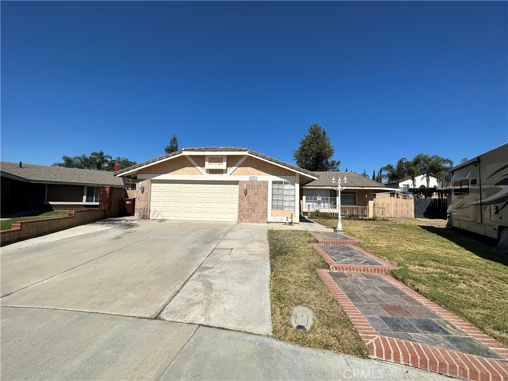 25253 Minnetonka Court