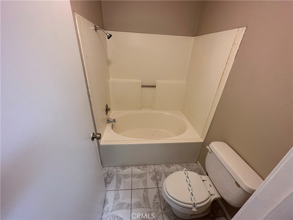 25253 Minnetonka Court