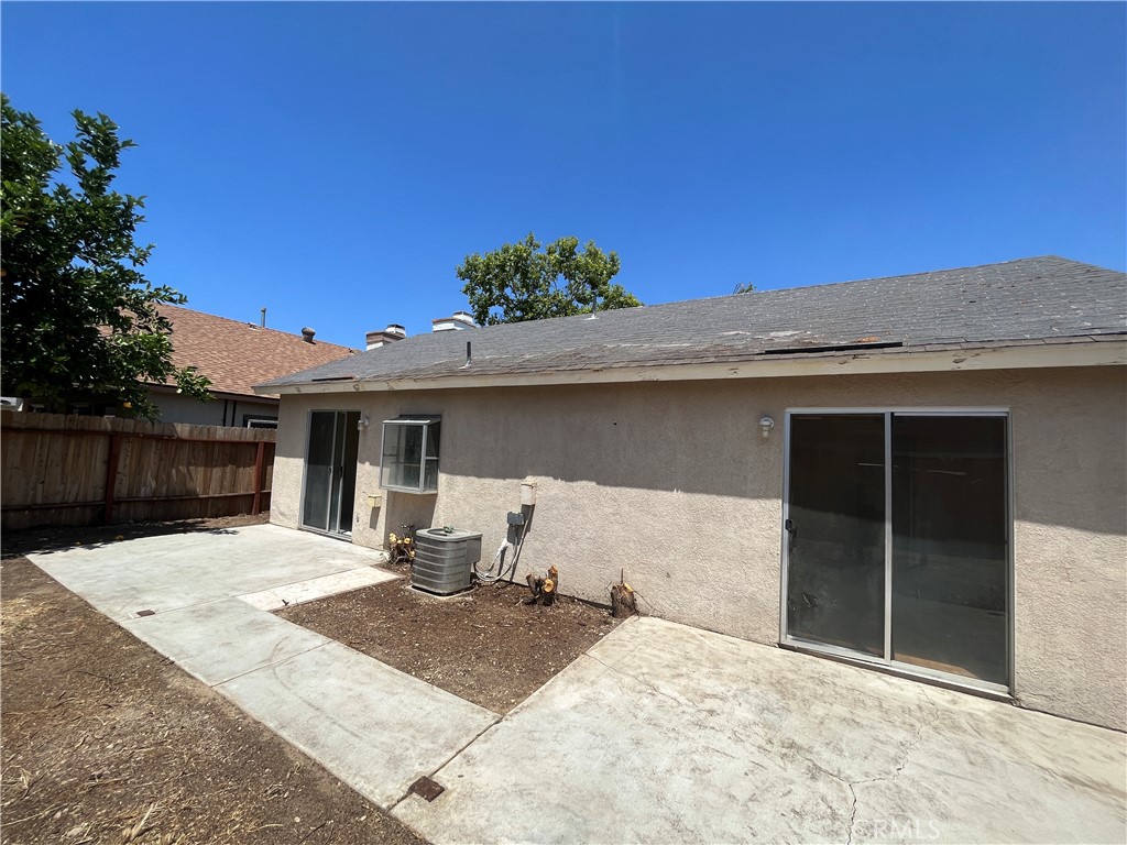 2282 Stonybrook Way