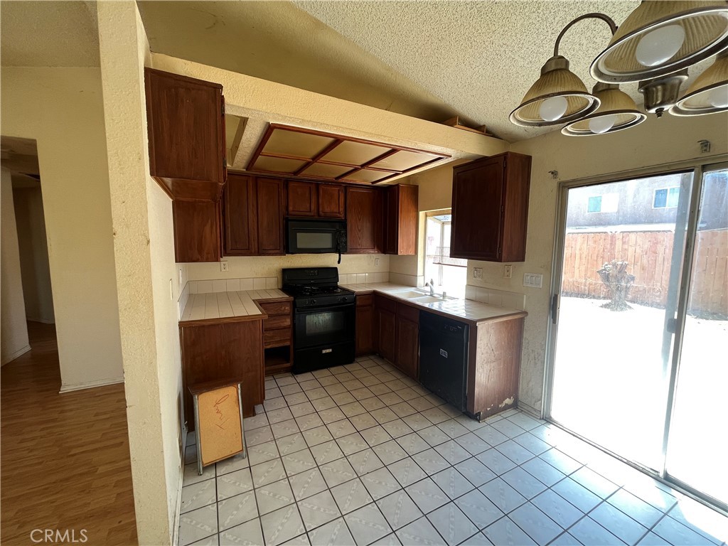 2282 Stonybrook Way