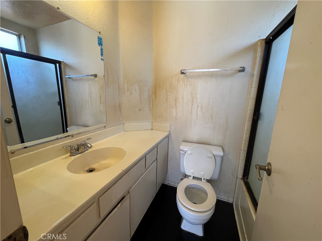 2282 Stonybrook Way
