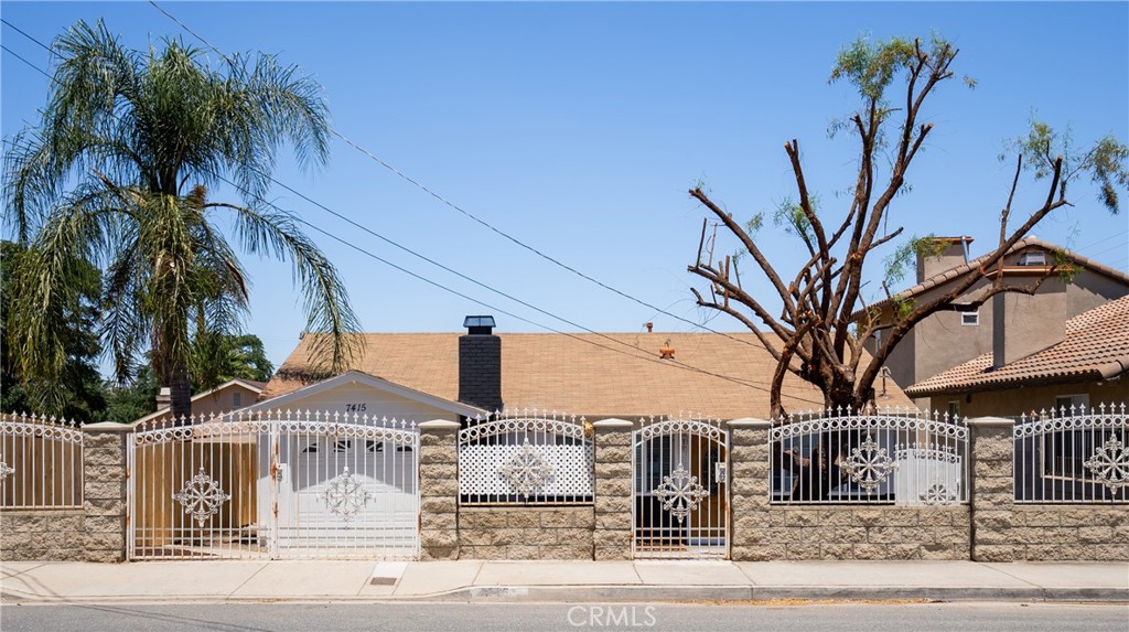 7415 Lincoln Avenue