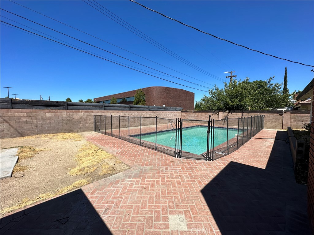 44409 Leatherwood Avenue