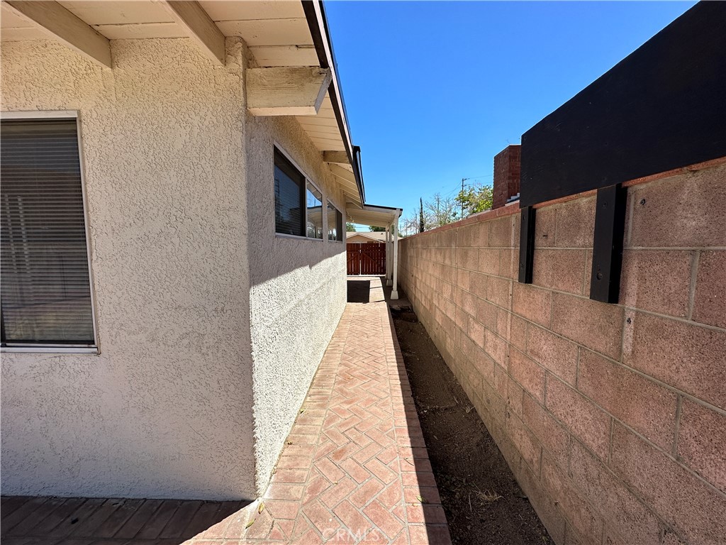 44409 Leatherwood Avenue