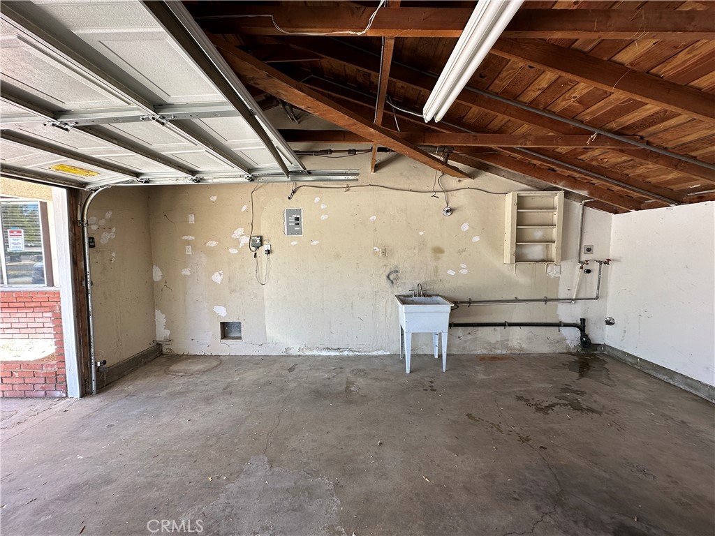 44409 Leatherwood Avenue