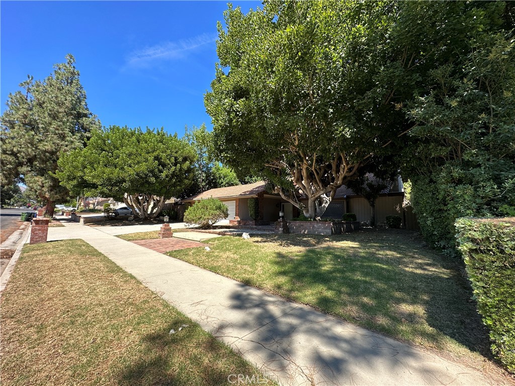 9566 Melvin Avenue