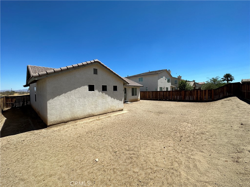 14972 Pearmain Street