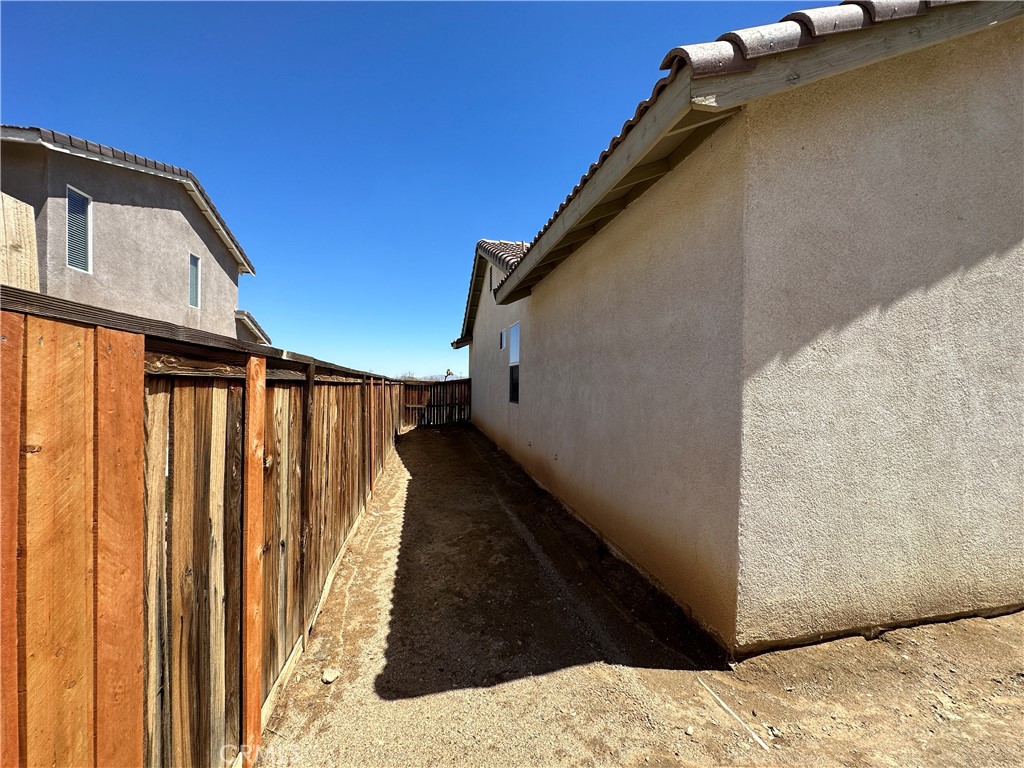 14972 Pearmain Street