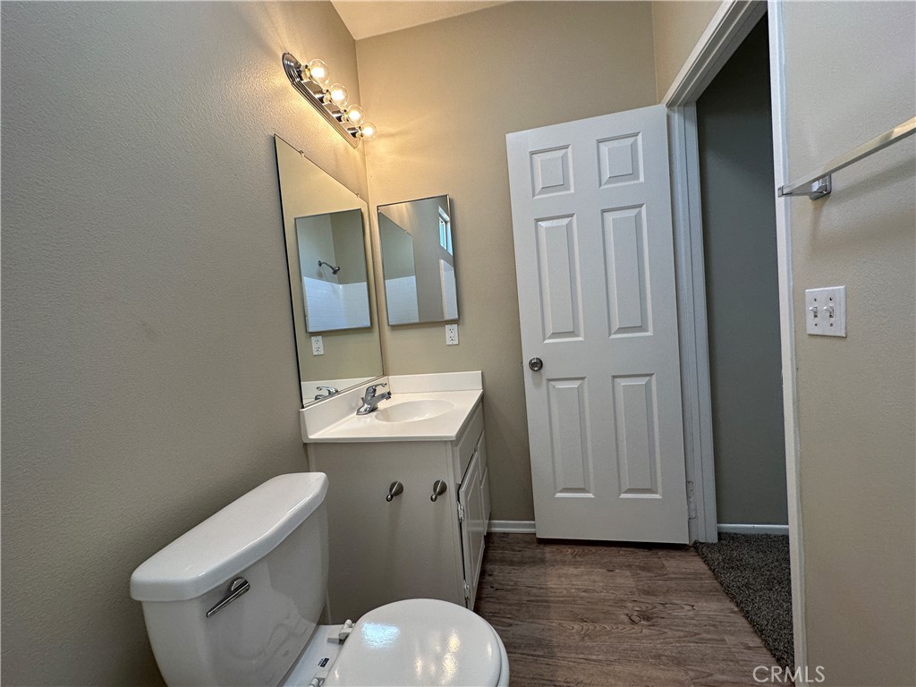 14972 Pearmain Street