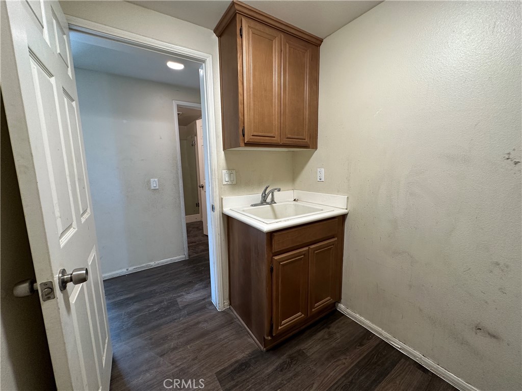 3062 Topaz Lane
