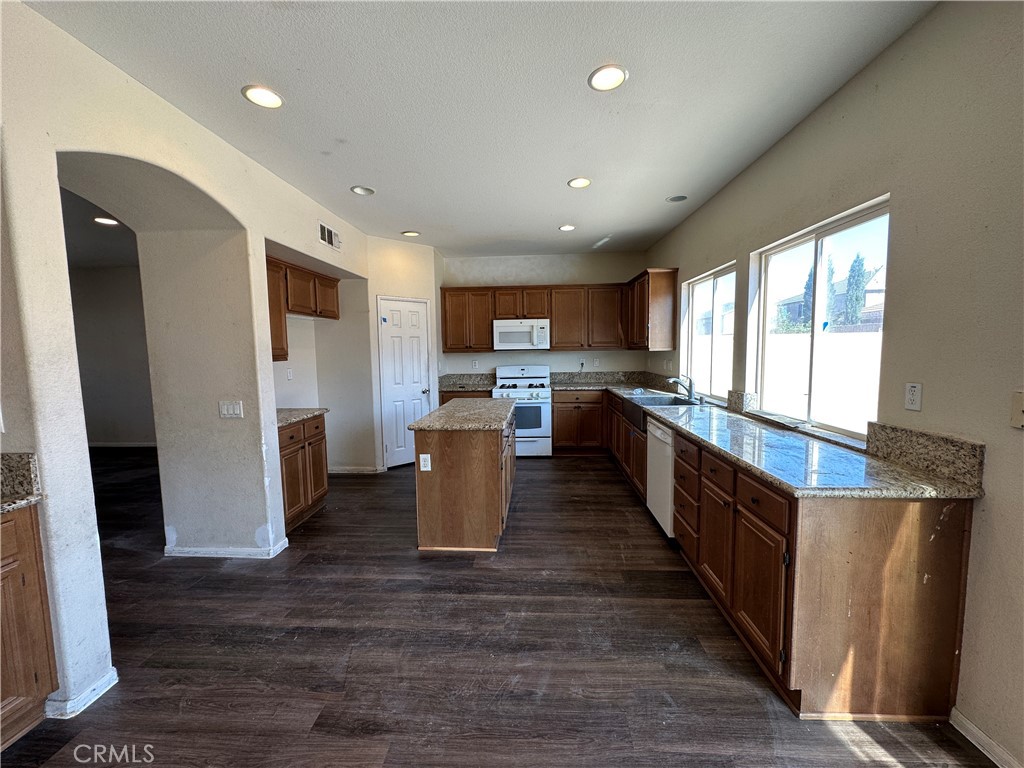 3062 Topaz Lane