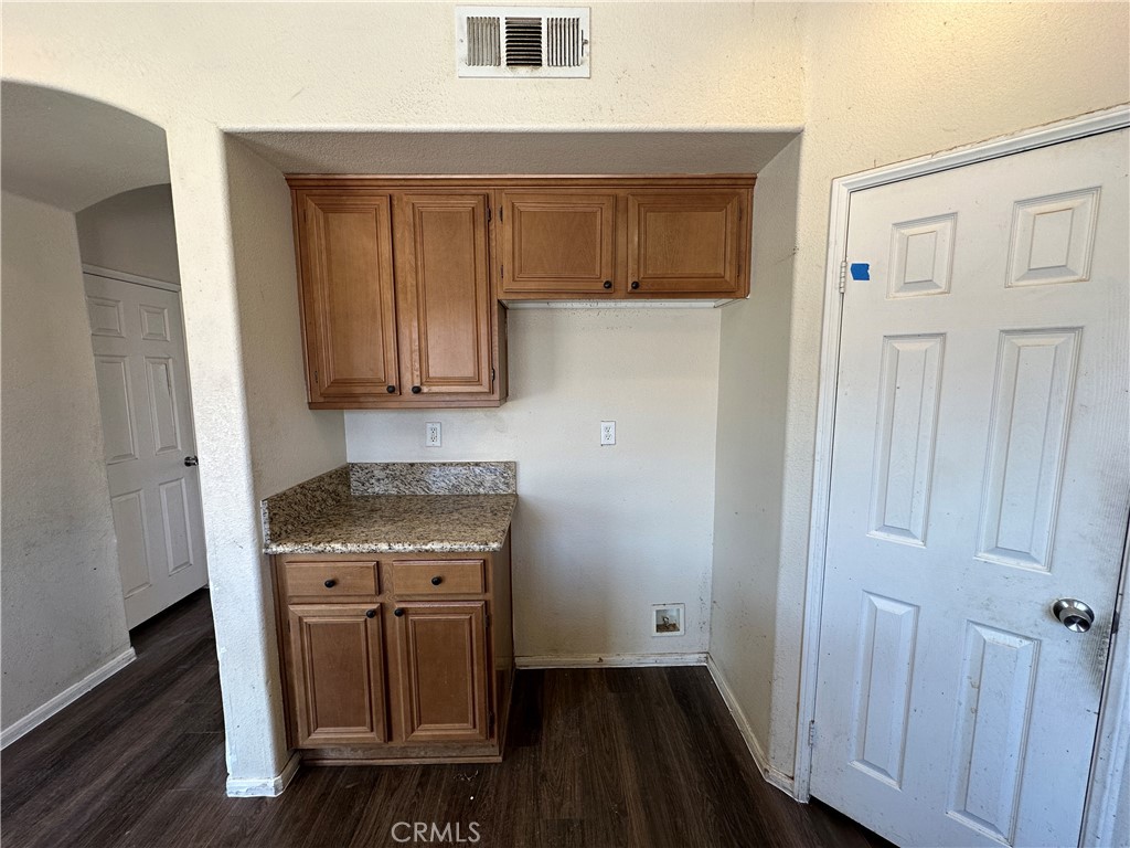 3062 Topaz Lane