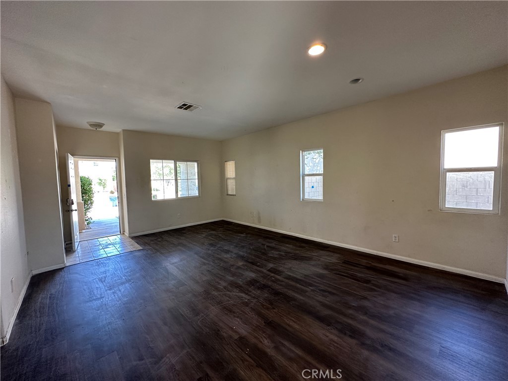 3062 Topaz Lane