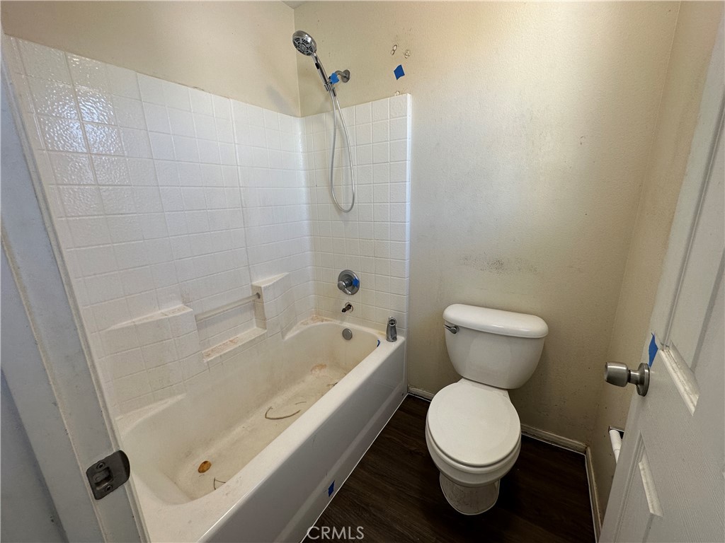 3062 Topaz Lane