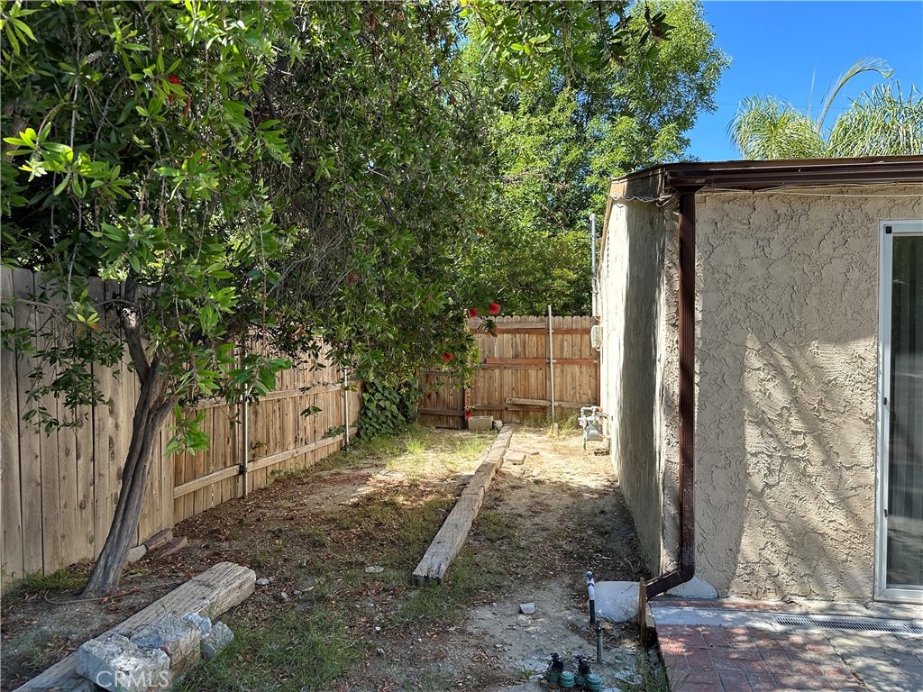 12126 El Oro Way